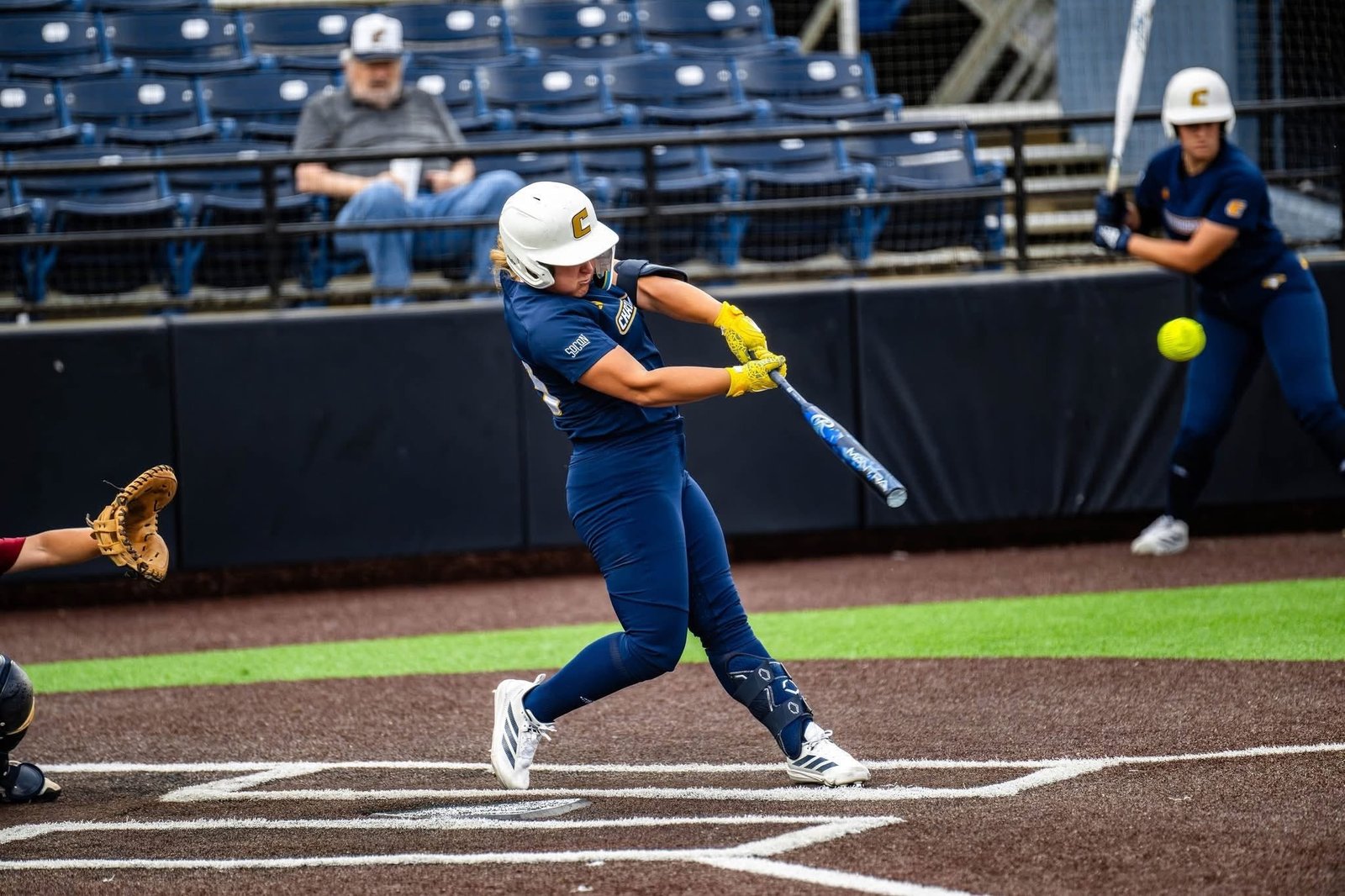 Baileigh Pitts batting for the University of Tennessee at Chattanooga